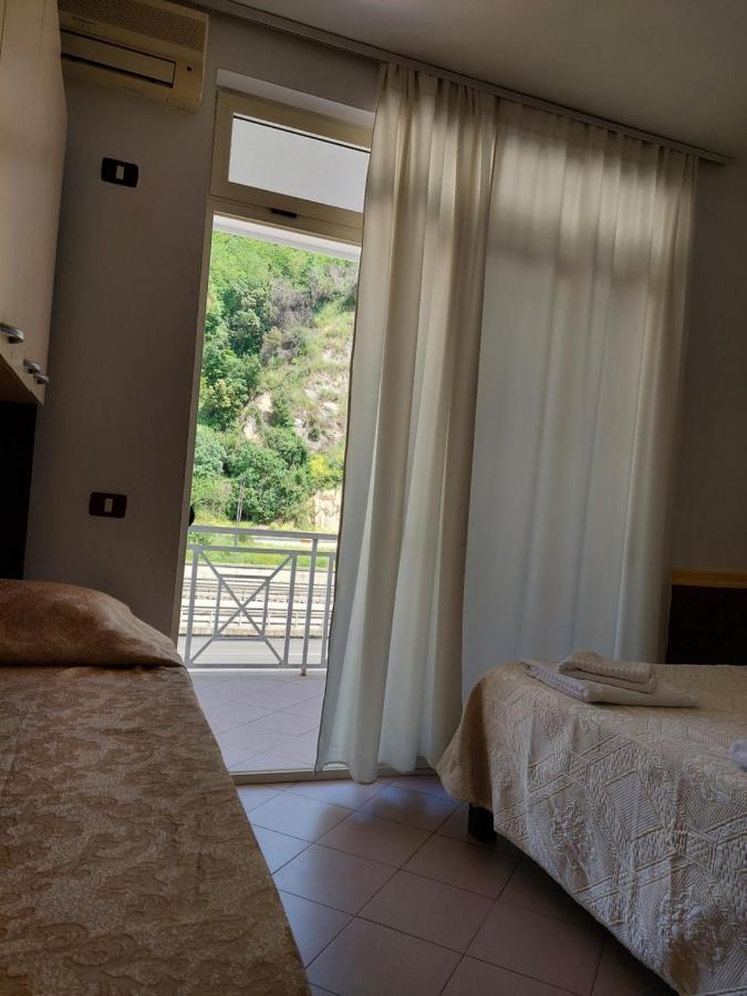 Hotel Nacional Δυρράχιο Εξωτερικό φωτογραφία